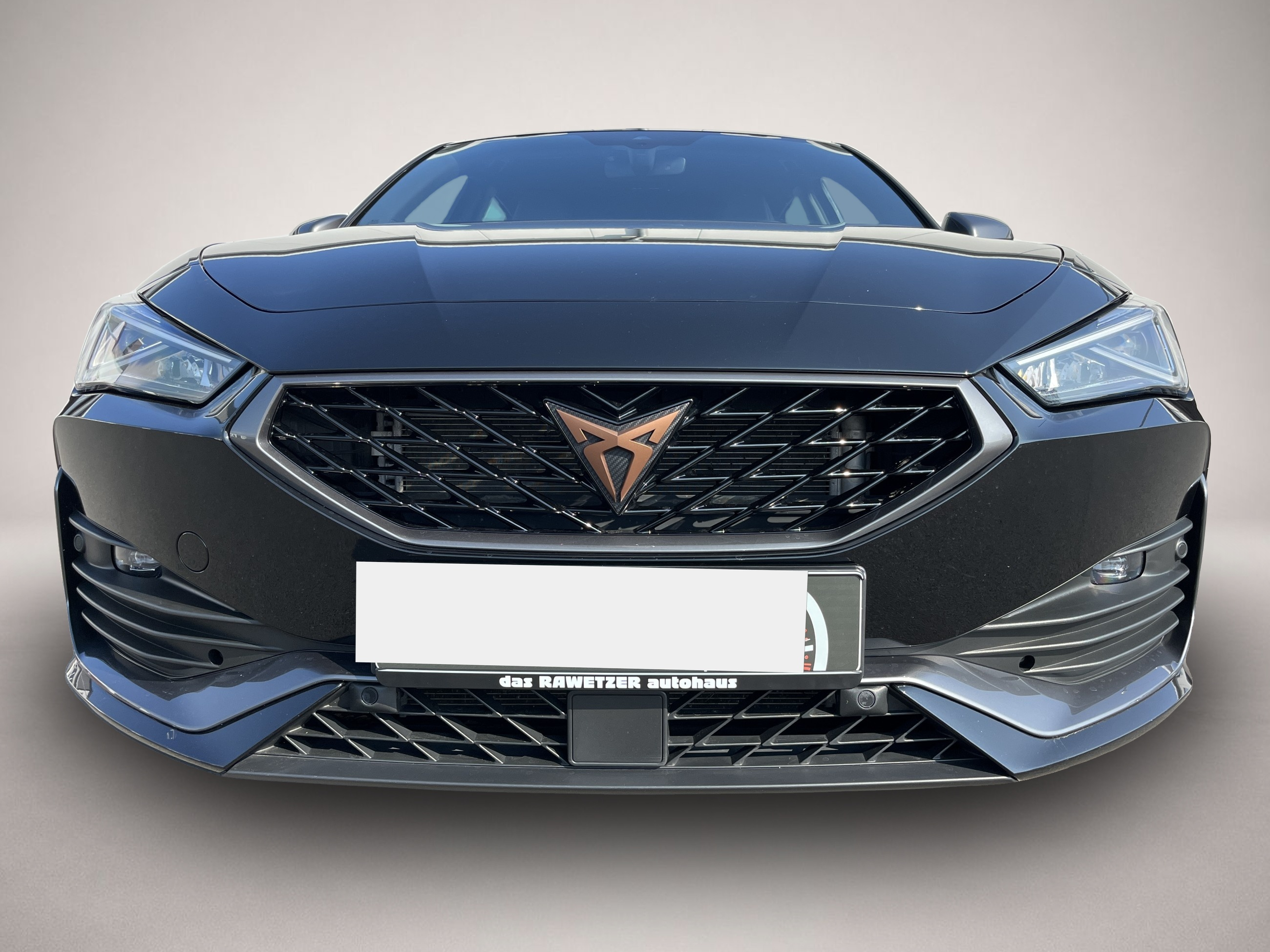 Bild 2 Cupra Leon 2.0 TSI DSG Navi ACC LR-HZG RFK LED SHZ DAB