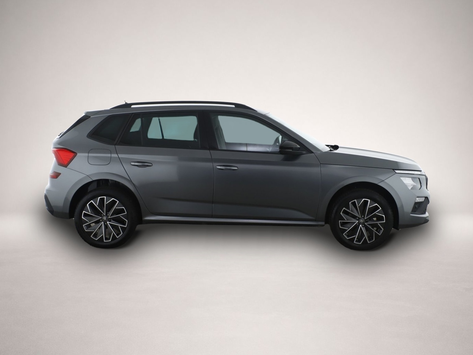 Fotografie des Skoda Kamiq Selection TSI|VORB.AHK|KAMERA|KEY|SMART L.