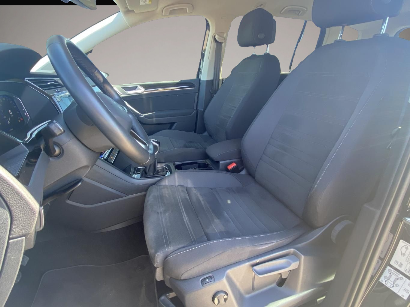 Bild 7 Volkswagen Touran 1.5 TSI HIGHLINE R-LINE AHK+STANDHEIZUNG+
