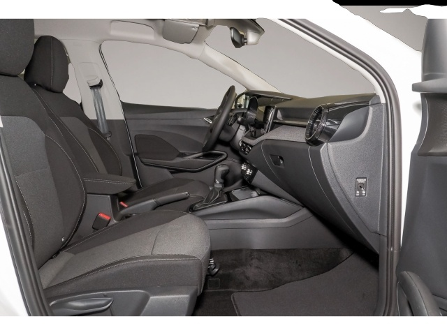 Bild 5 Skoda Fabia SELECTION+AT+SHZ+LRH+R-KAM+PDC+APPLE+