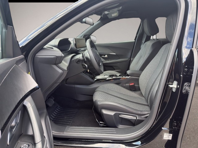 Bild 7 Peugeot 2008 Allure EAT8 ALLWETTER NAVI SHZ PDC KAMERA K
