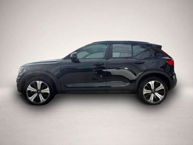 Bild 3 Volvo XC40 Plus Recharge Pure Electric 2WD AHK/CAM