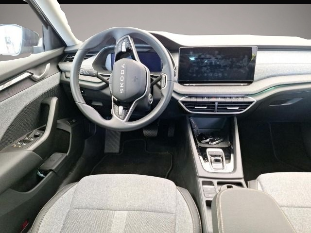 Bild 6 Skoda Octavia 4 Combi 1.5eTSI DSG Selection AHK/NAVI/L