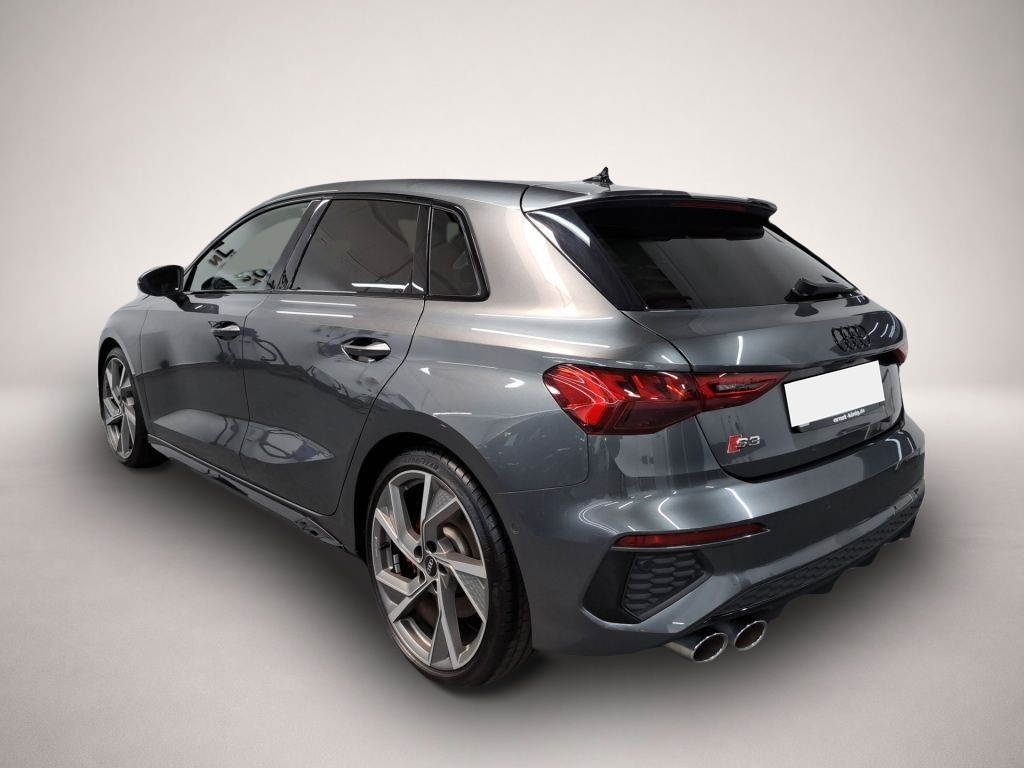 Bild 3 Audi S3 TFSI Sportback quattro S tronic NAVI RFK PANO