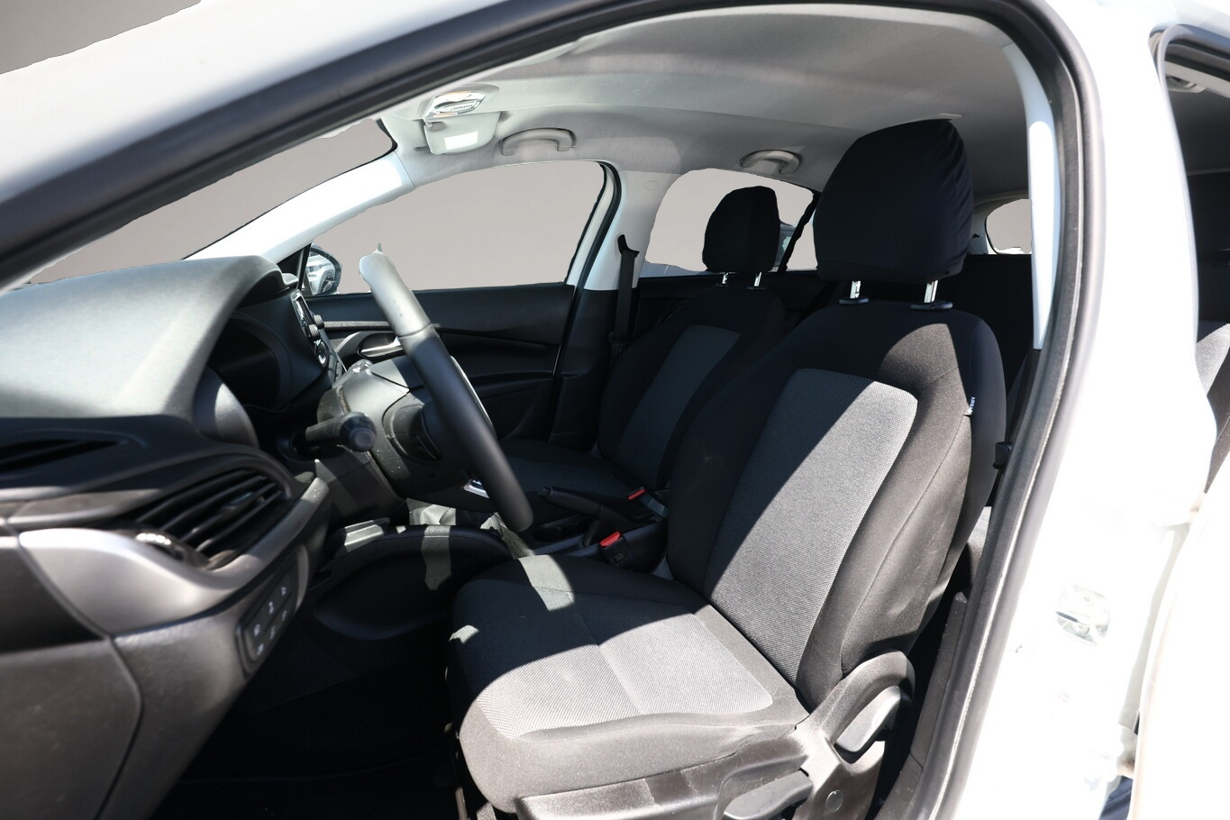 Bild 5 Fiat Tipo 1.4 T-Jet 120 Easy Nav PDC SHZ Klima LM16Z
