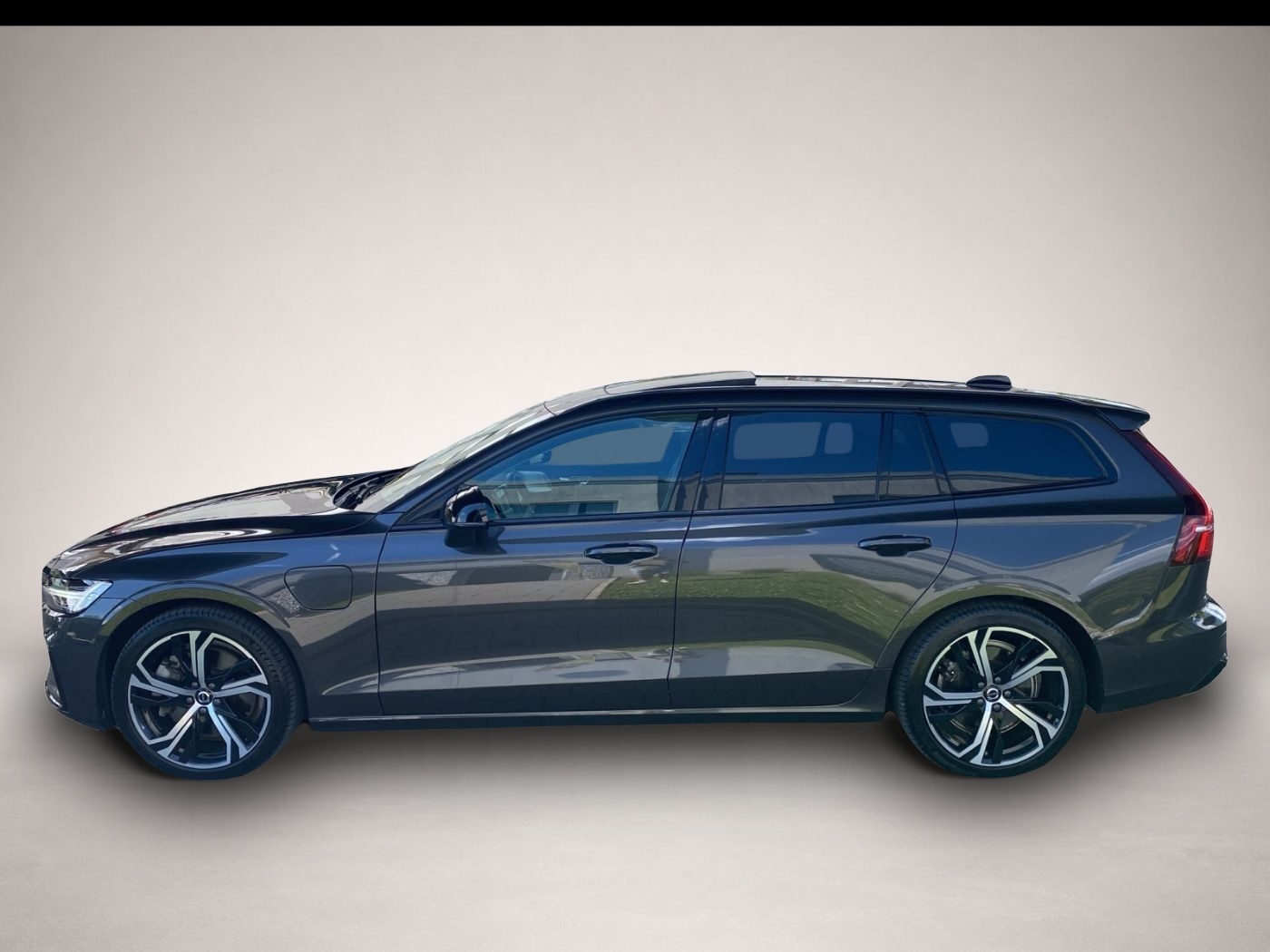 Bild 2 Volvo V60 Kombi T8 Ultra Dark Recharge WiPa*LED*Navi*