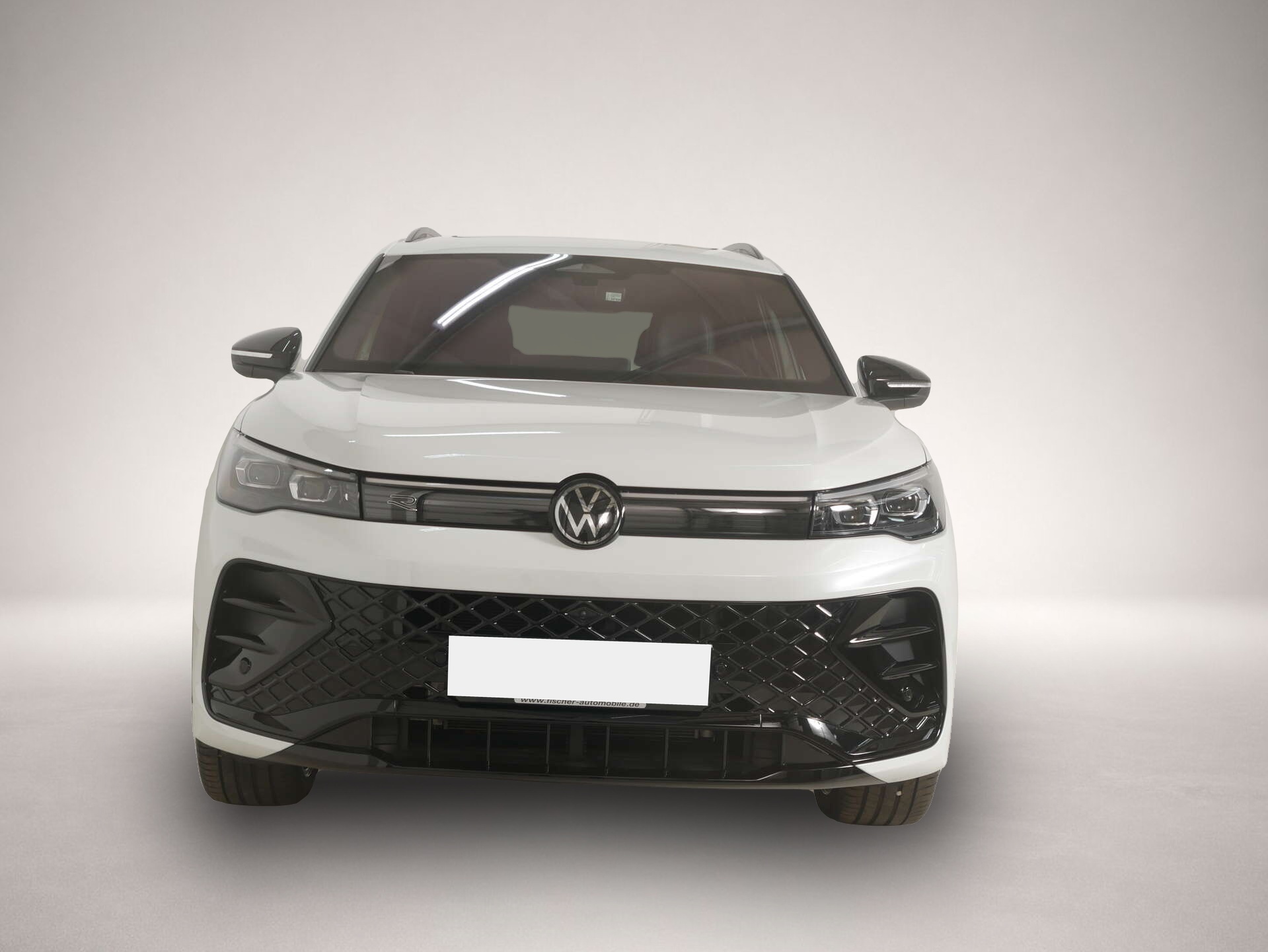 Bild 2 Volkswagen Tiguan 1.5 eHybrid R-Line Black Style