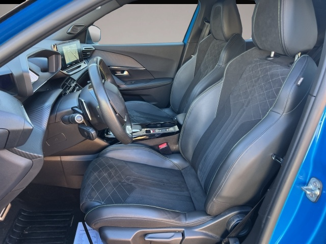 Bild 7 Peugeot 2008 GT PACK PT 155 EAT8 NAV ACC PANO RFK SHZ