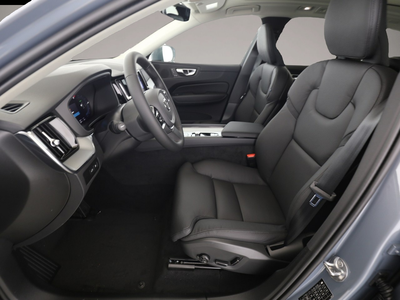Bild 3 Volvo XC60 Plus Bright Recharge Plug-In Hybrid AWD T8