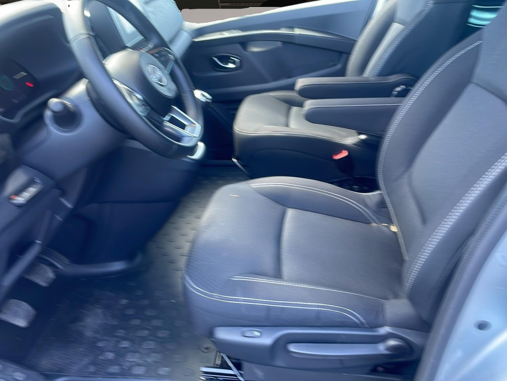 Bild 3 Nissan Primastar 2.0 DCI L1H1 3,0t Tekna*8 Sitze*LED