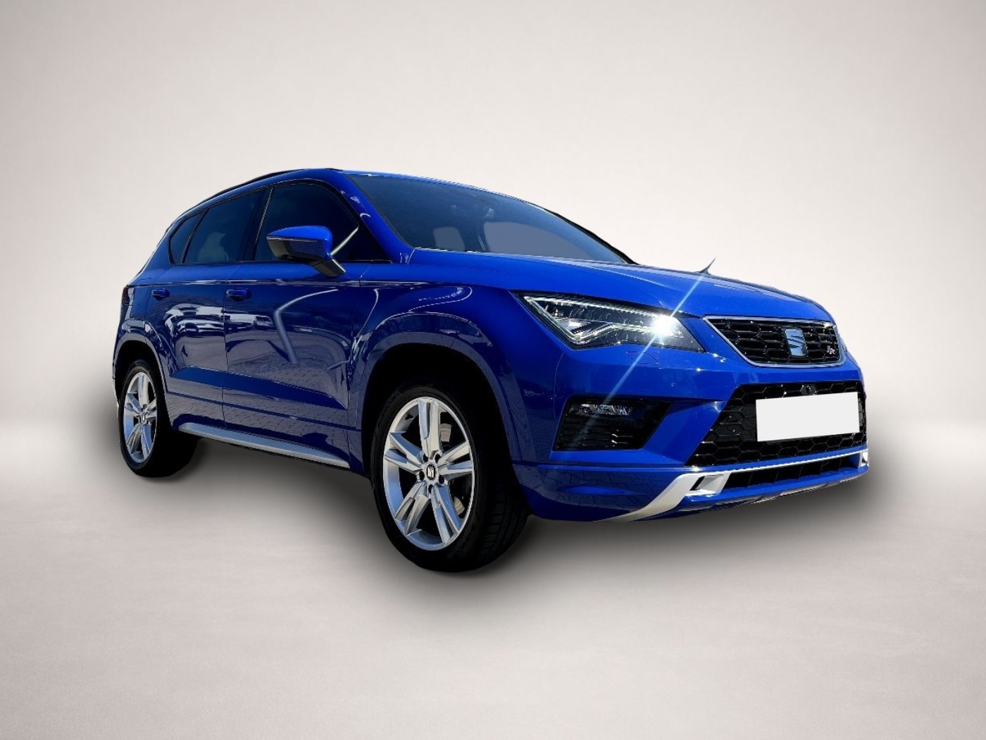 Bild 5 Seat Ateca 1.5 TSI FR 4Drive LED Navi Leder ACC Sitzh