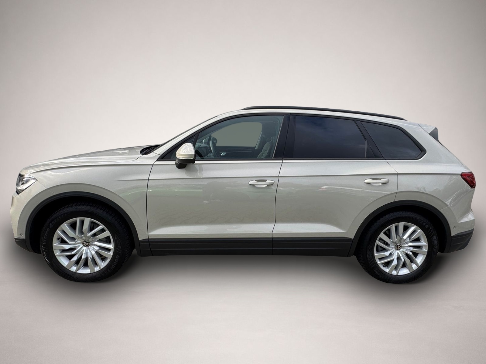 Bild 2 Volkswagen Touareg 3.0 TDI Tiptr. 4M *AHK*Luft*LED*