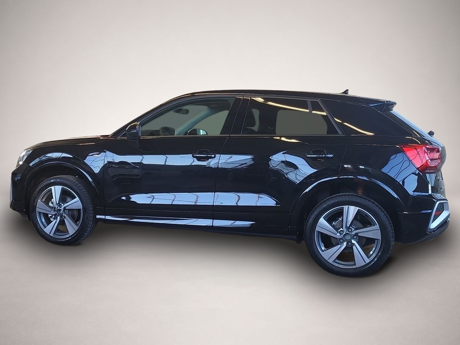 Bild 2 Audi Q2 S line 35 TFSI S tronic S LINE MATRIX PANO NA