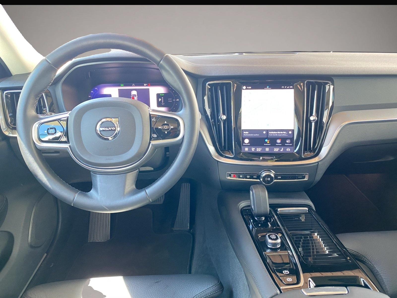 Bild 8 Volvo V60 Kombi T8 Plus Dark Recharge WiPa*LED*DAB*Nav