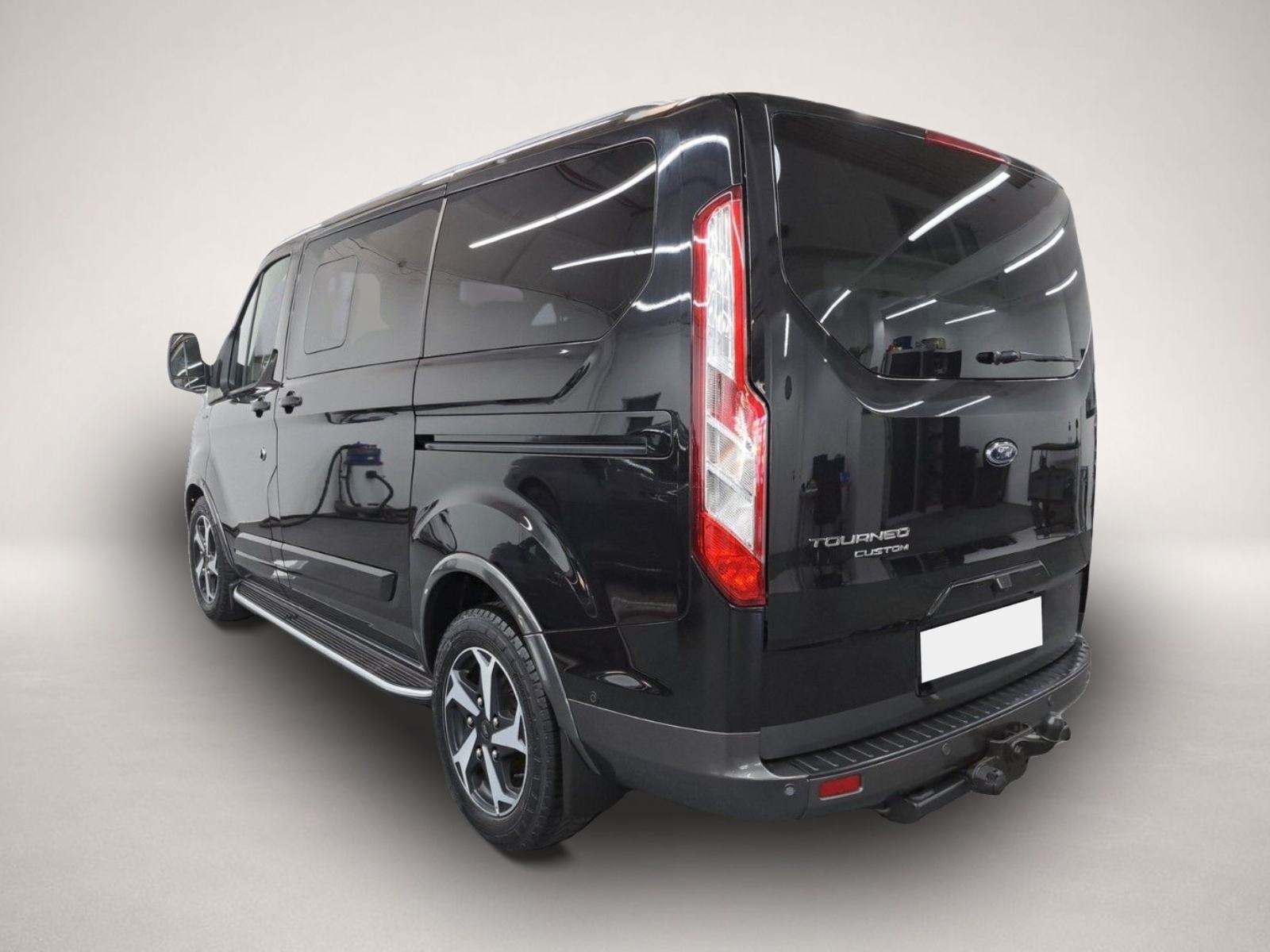 Bild 4 Ford Tourneo Custom Active Xenon NAVI SHZ ACC ST.HZ