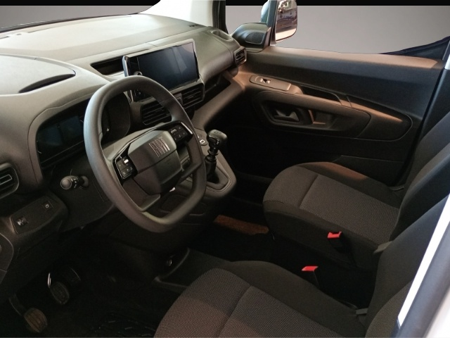Bild 7 Fiat Other Doblo Kastenwagen XL 1.5 Diesel 75 kW *Holz Lade