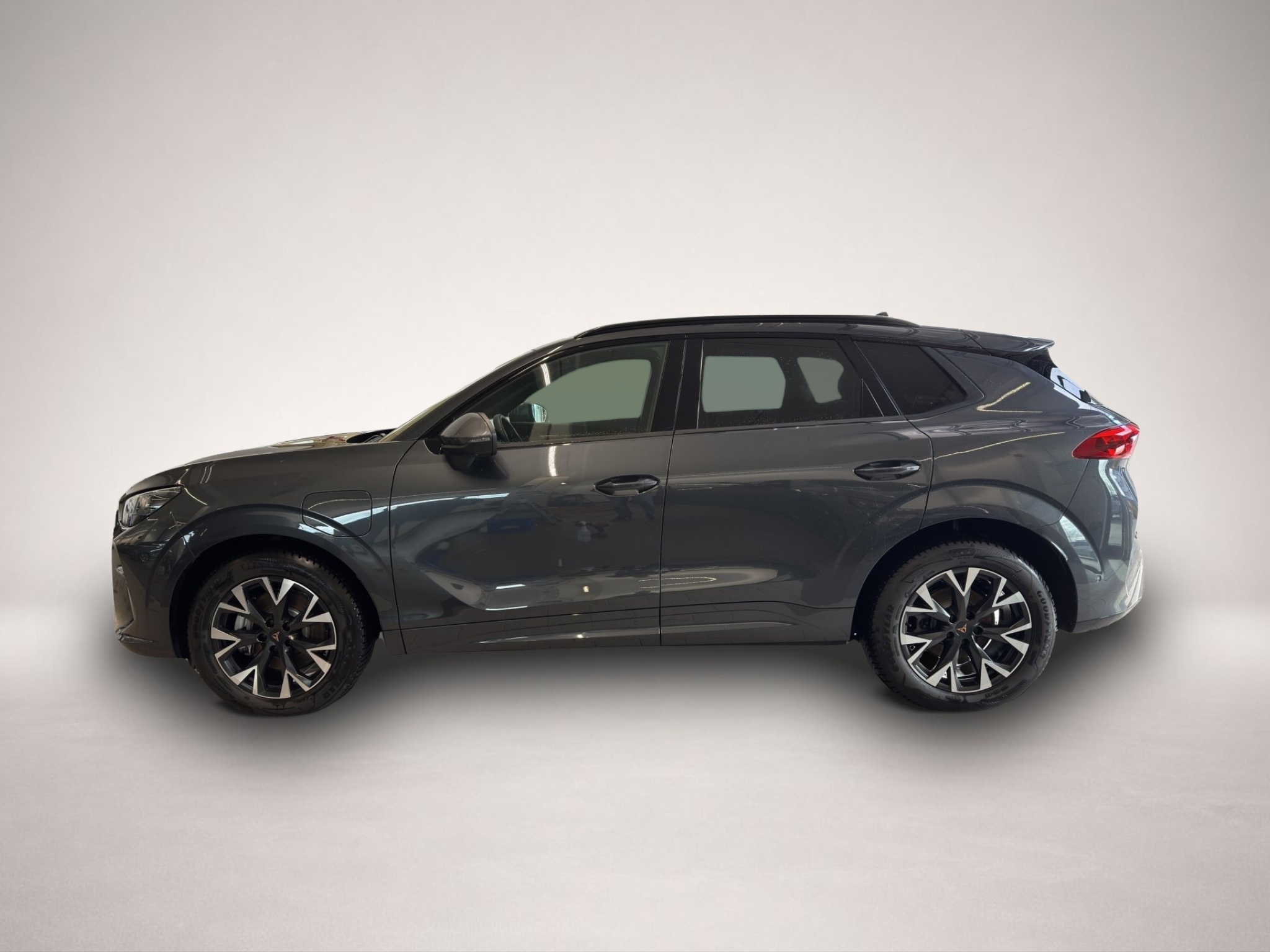 Bild 3 Cupra Terramar 1.5 e-Hybrid DSG LED NAVI ACC SIDEASS P