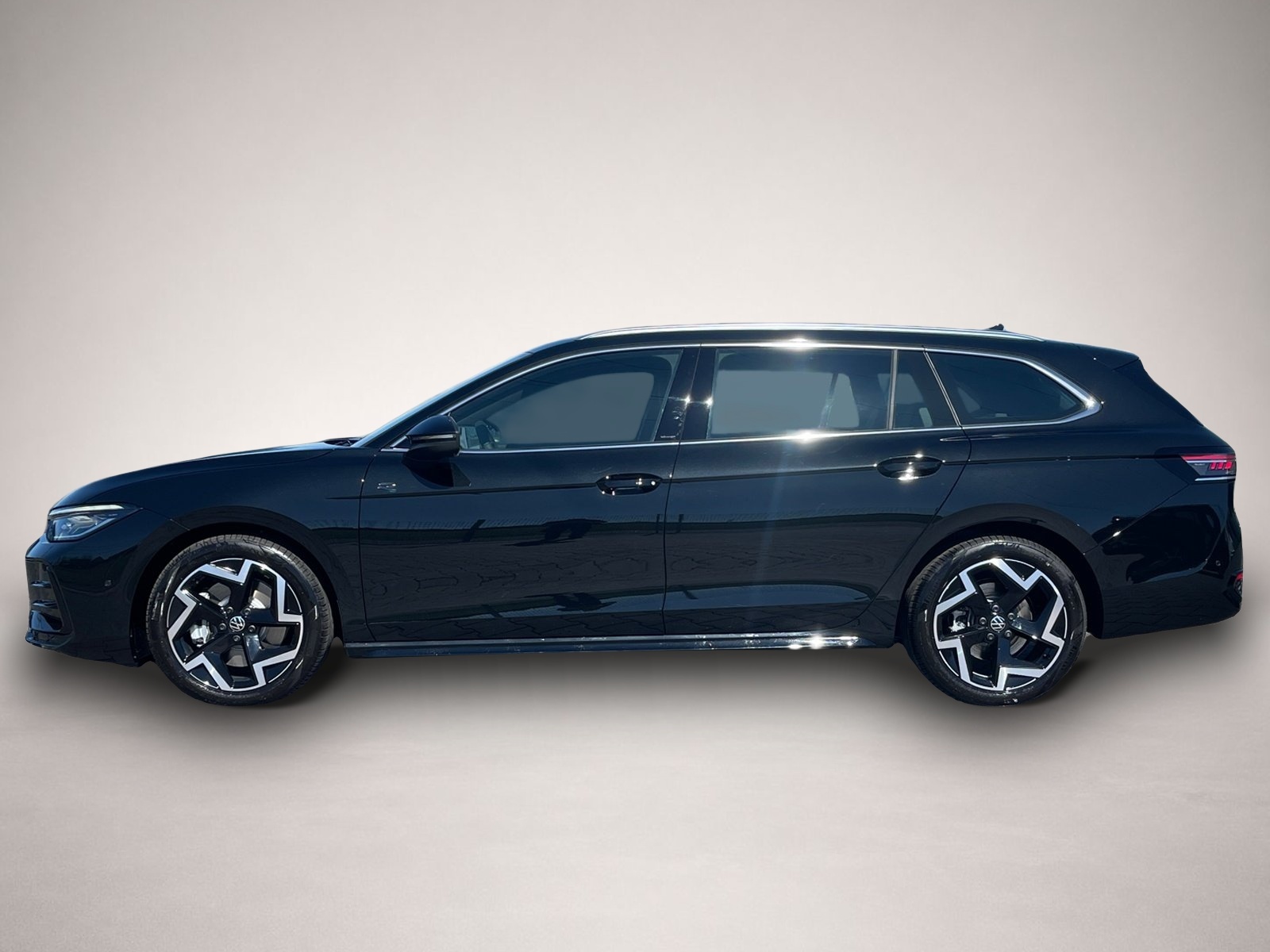 Fotografie 3 des Volkswagen Passat Var. R-Line 4Motion TDI DSG|AHK|eHECK|HUP