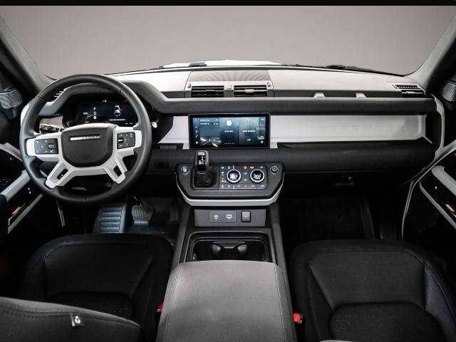 Fotografie 5 des Land Rover Defender 110 X-Dynamic SE P400 Luftfederung AD N
