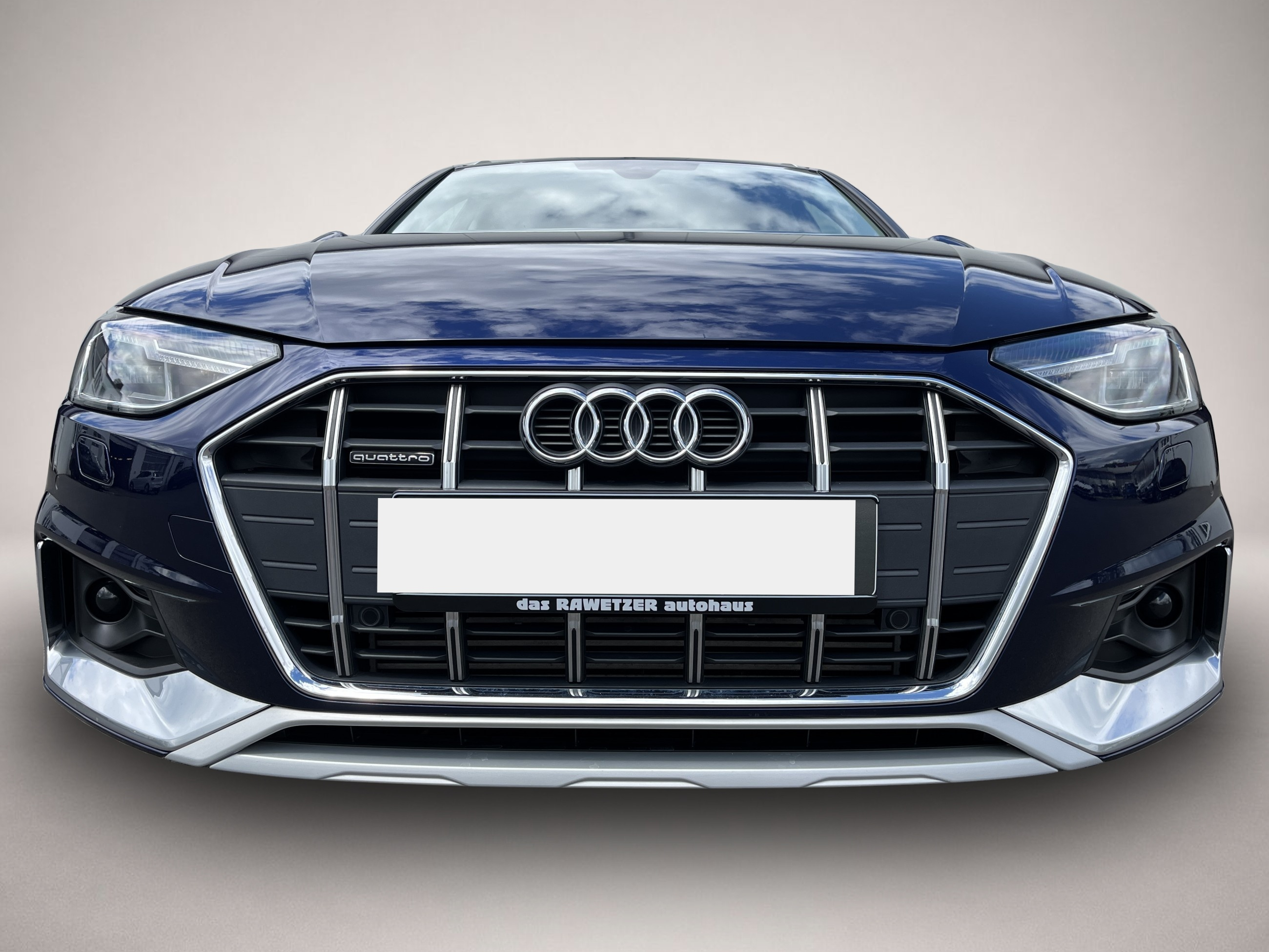 Bild 3 Audi A4 allroad 2.0 TFSI quattro S tronic AHK Navi LE
