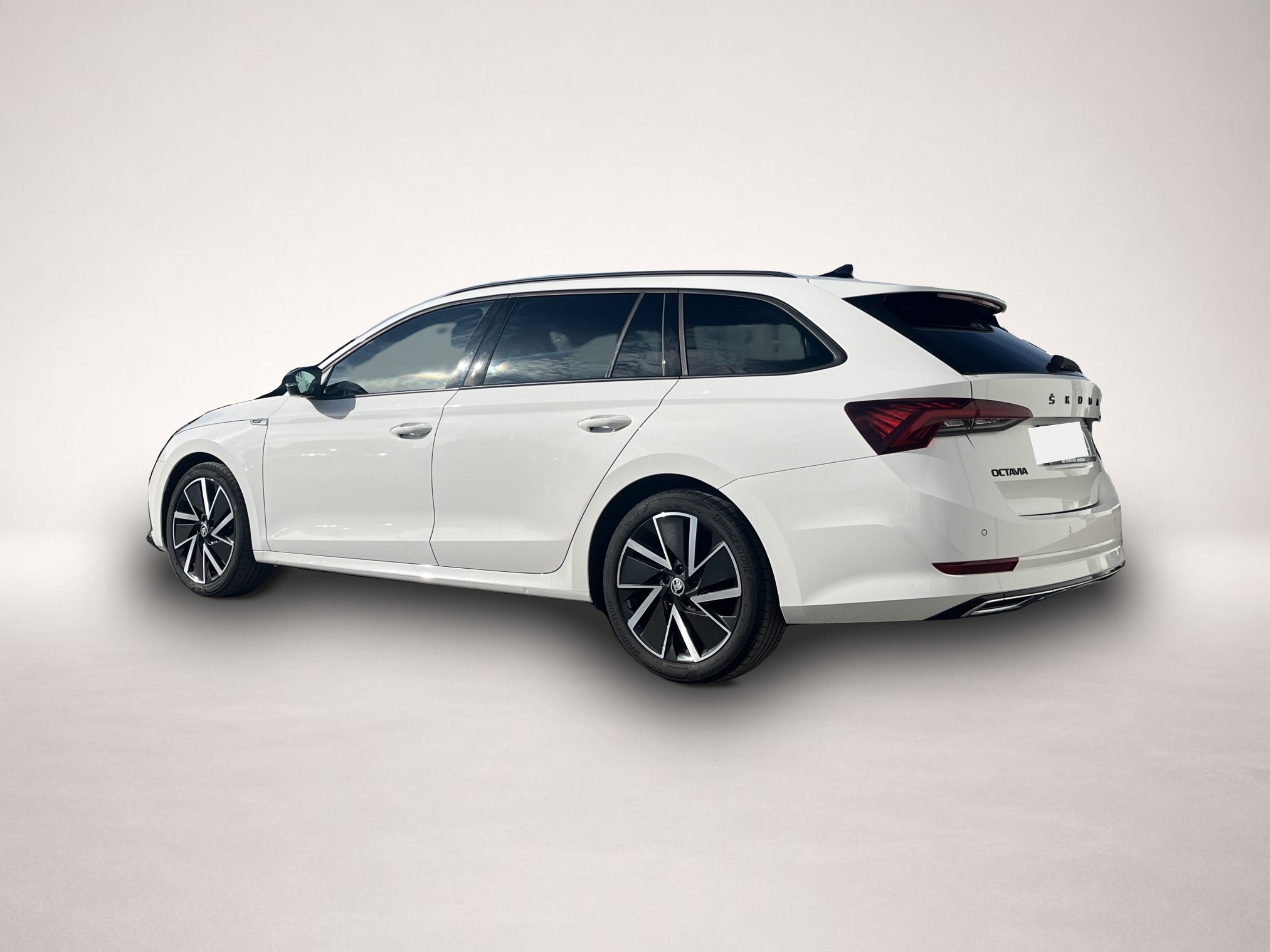 Bild 7 Skoda Octavia Combi 2.0 TDI DSG Sportline 163¤ m.20% A