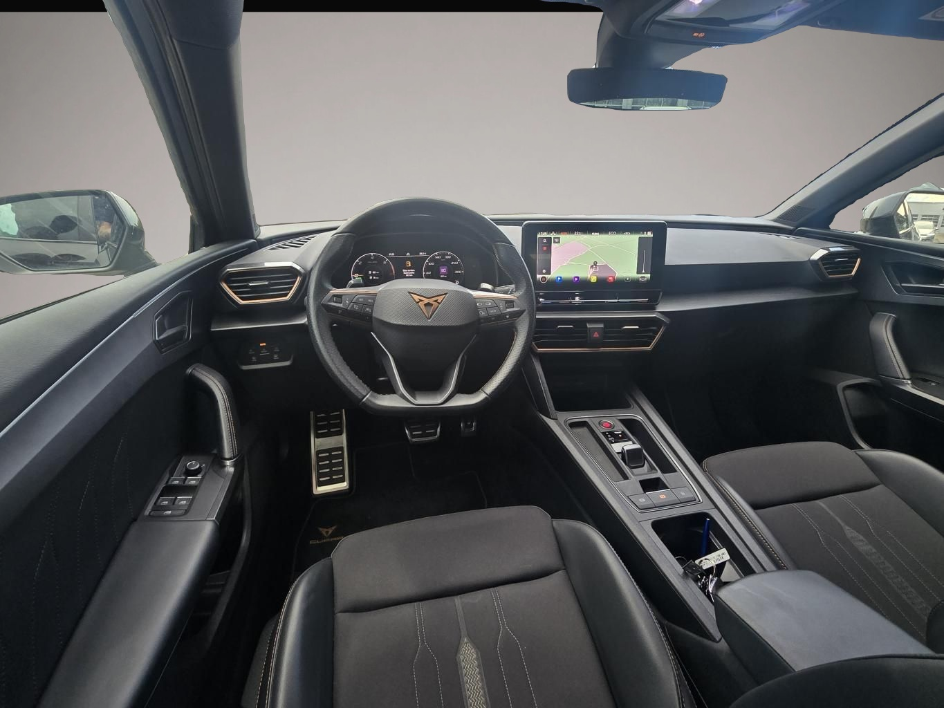 Bild 7 Cupra Leon ST 1.4 TSI DSG eHybrid 19° SAFE-DRIVING-XL