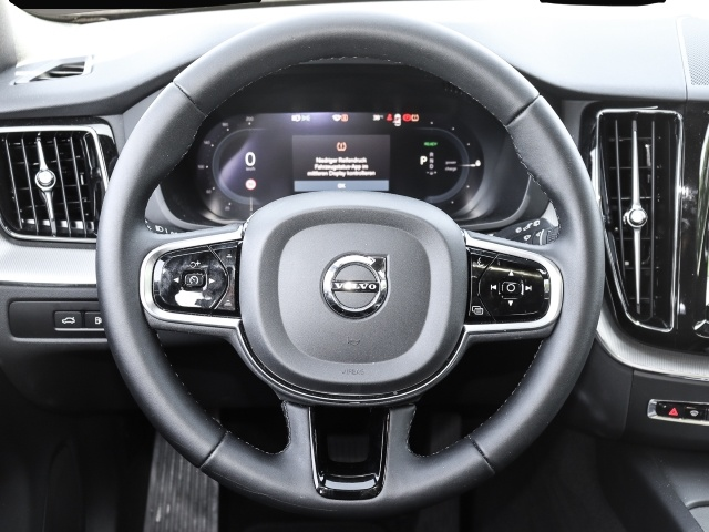 Bild 5 Volvo XC60 Plus Dark Recharge Plug-In Hybrid AWD T8 Tw
