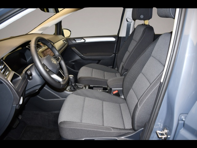 Bild 3 Volkswagen Touran 1.5TSI DSG Comfortline 7SITZE/LED/PDC