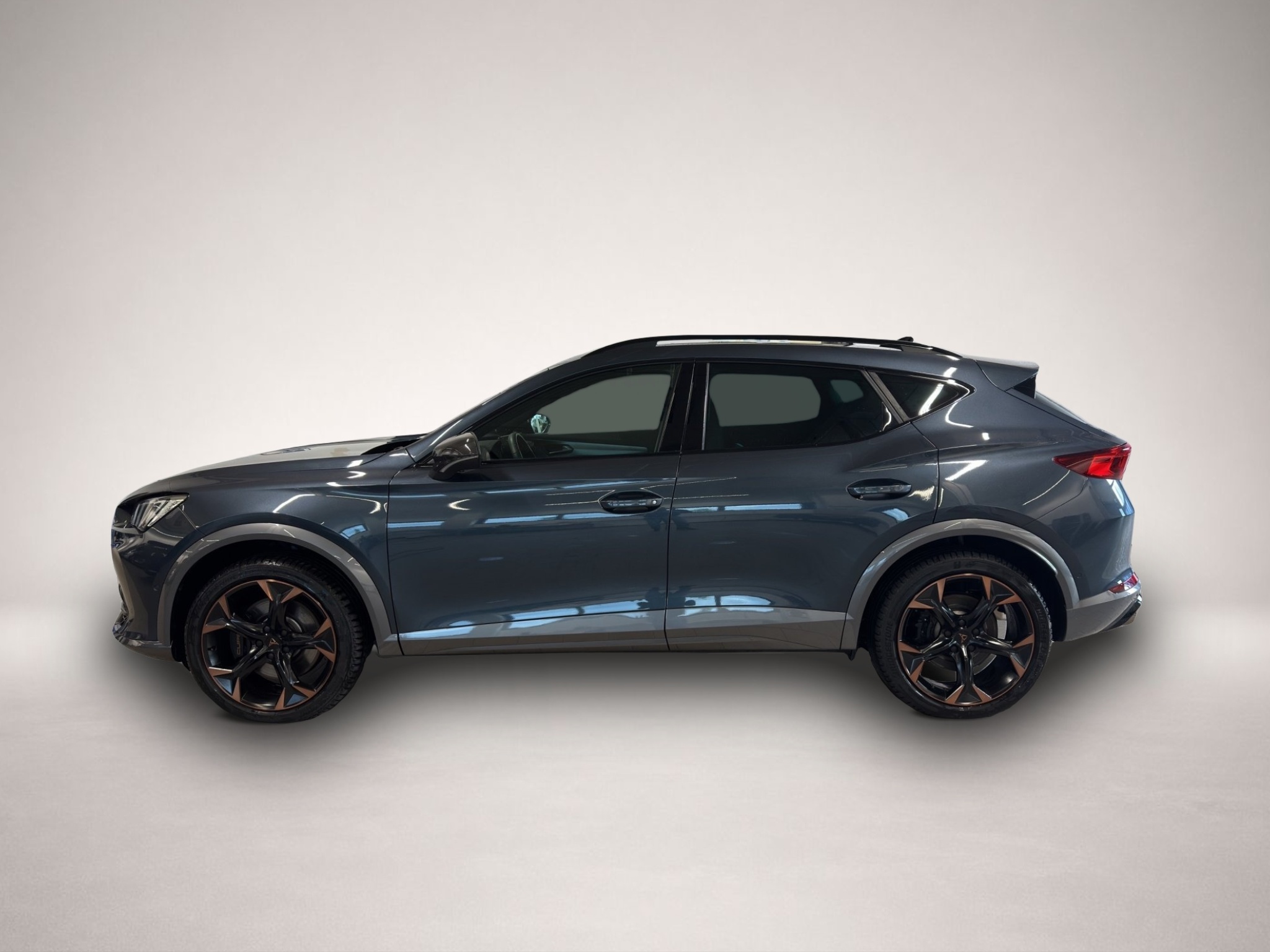 Bild 3 Cupra Formentor 2.0 TSI DSG 4Drive VZ Akropovic+LEDER+