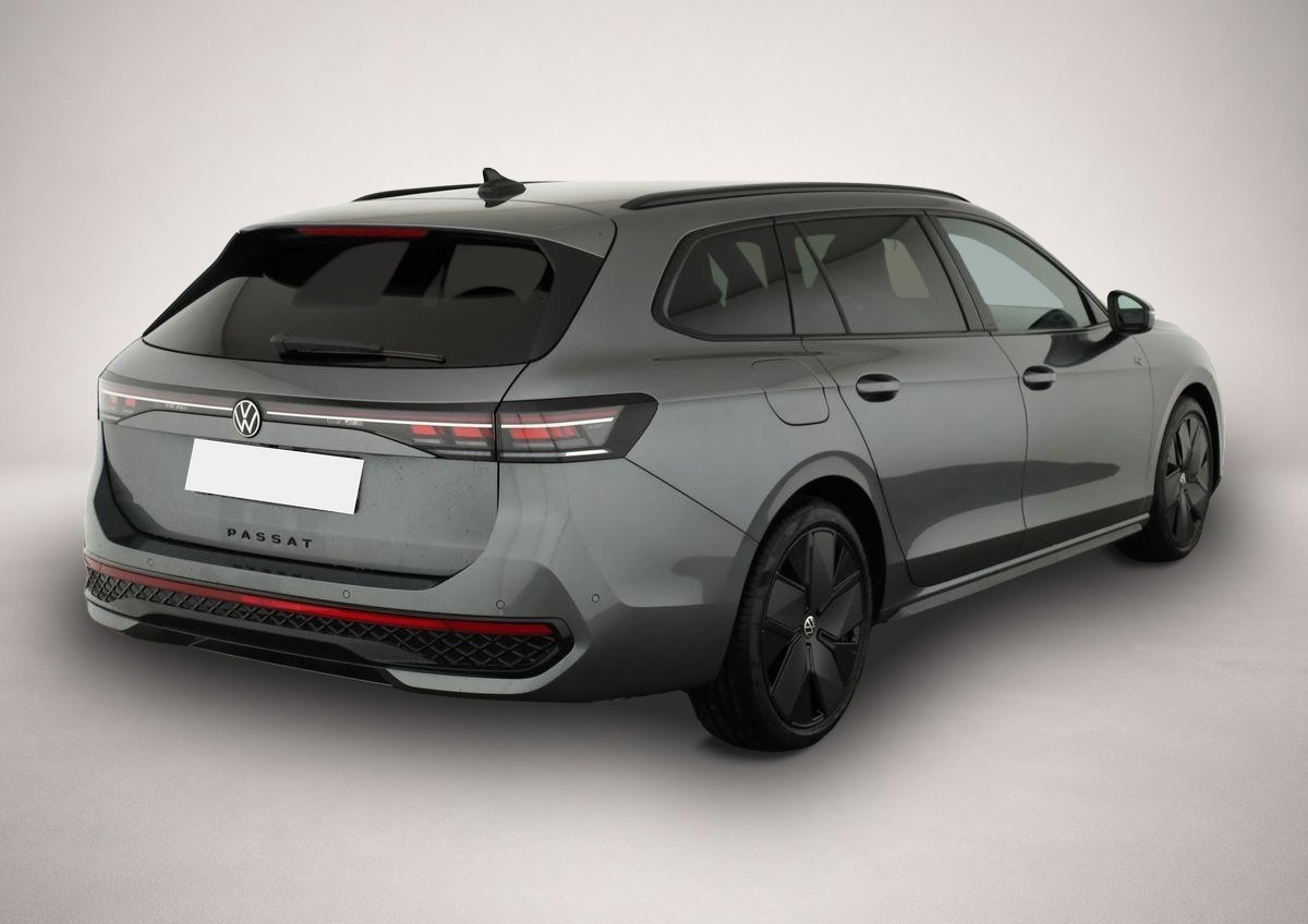 Volkswagen Passat Variant Passat Variant 2.0 TSI DSG 4M R-LINE Black, HUD, - Thumbnail 3