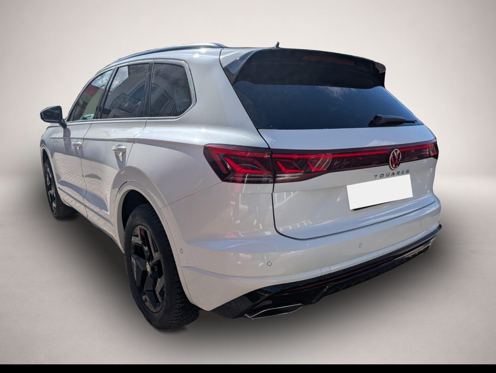 Bild 4 Volkswagen Touareg 3.0TDI R-Line Pano IQ Drive Kessy Matrix