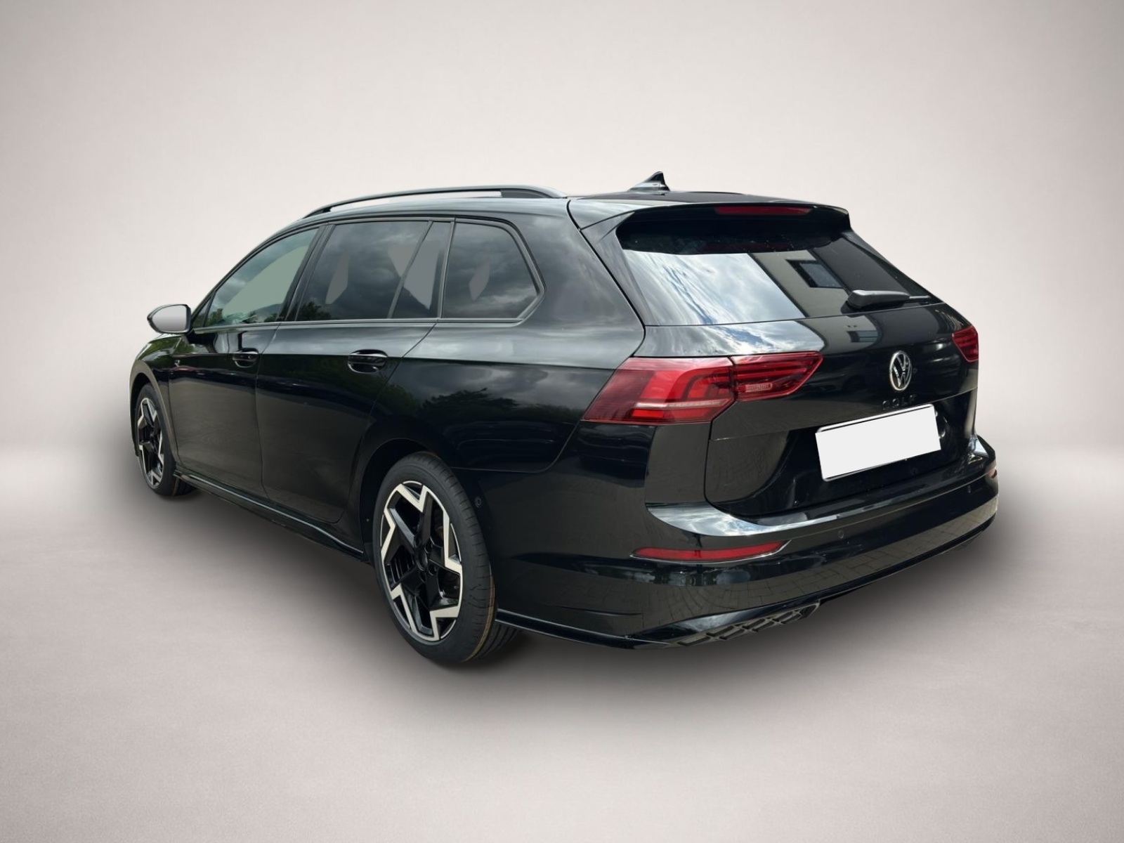 Bild 3 Volkswagen Golf Variant 8 2.0 TDI DSG R-Line Black-Style AH