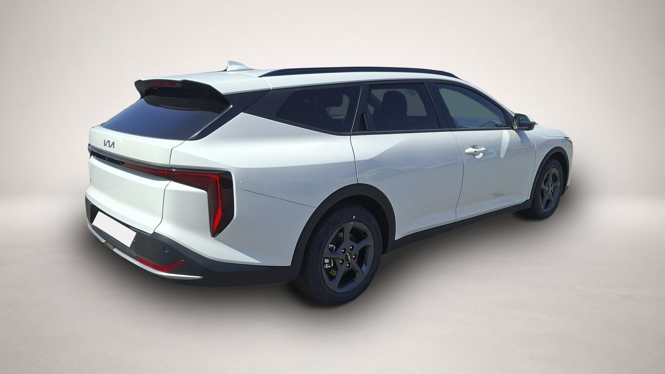 Bild 3 Kia K4 SW Vision MT ACC LED Nav SHZ PrivG Kam Keyl