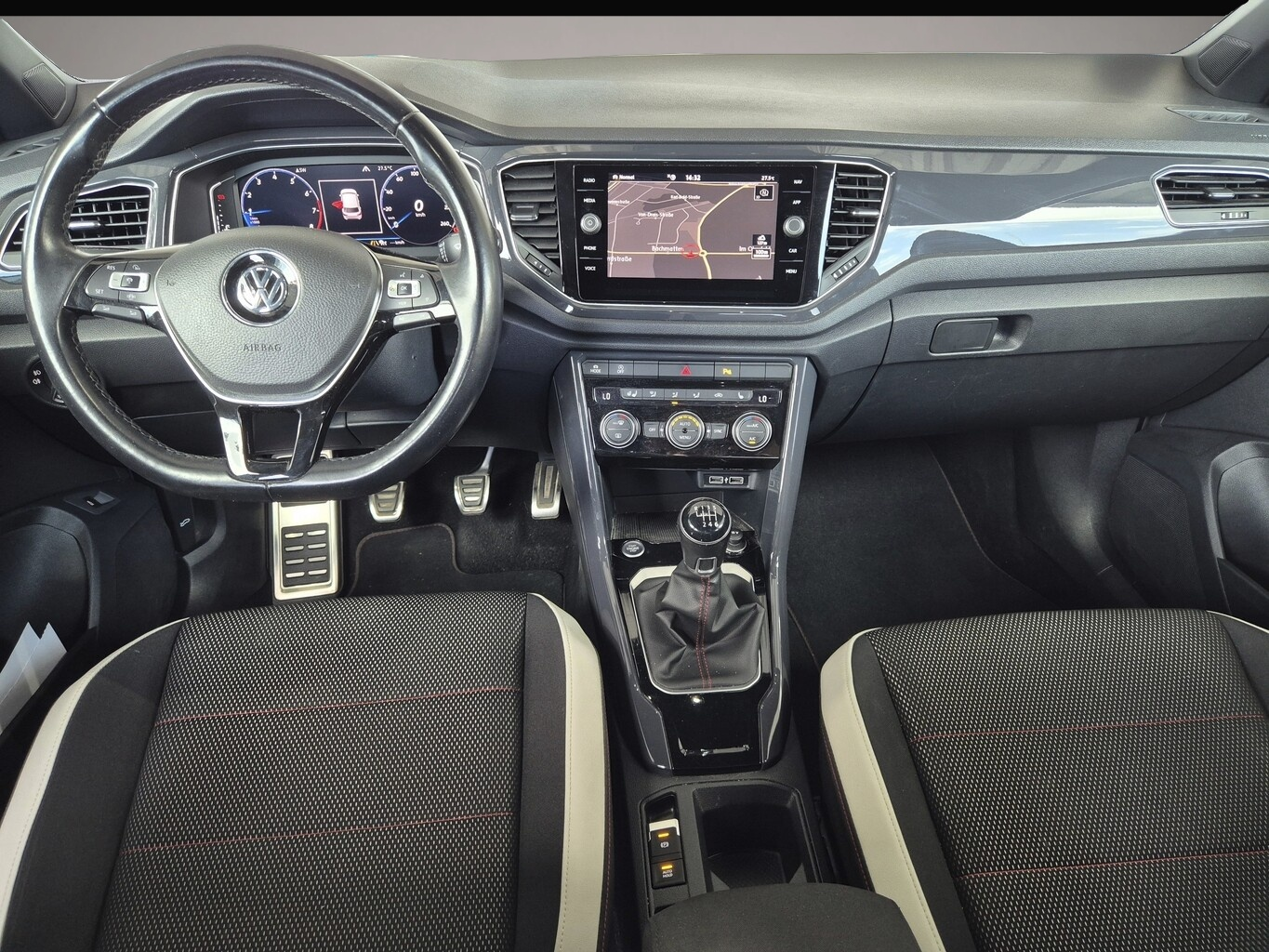 Bild 6 Volkswagen T-Roc 1.5 TSI 150 Sport LED Nav ACC SHZ PDC BSS