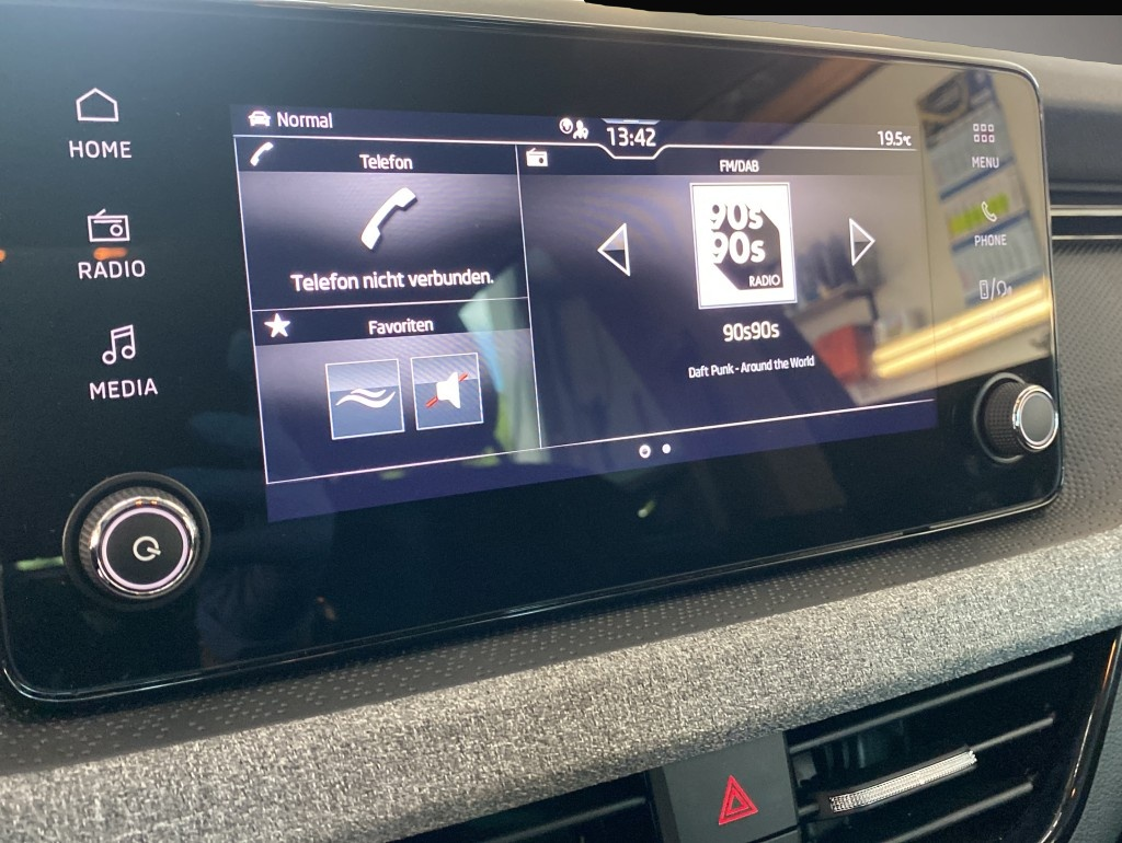 Bild 4 Skoda Scala 1.0 TSI Selection*Digital Cockpit*PDC*DAB+