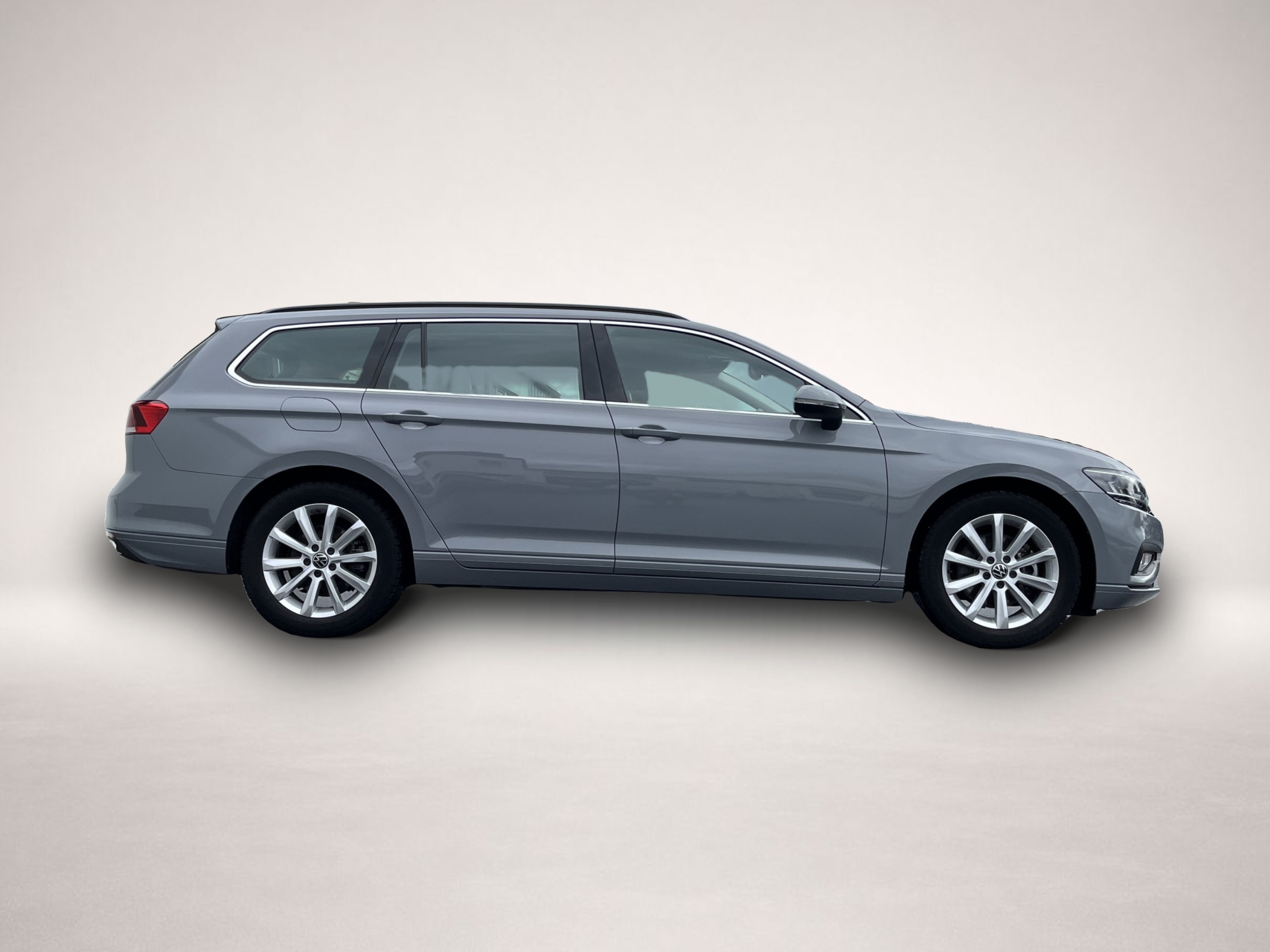 Bild 3 Volkswagen Passat Variant 1.5 TSI DSG Business Navi RFK Tra