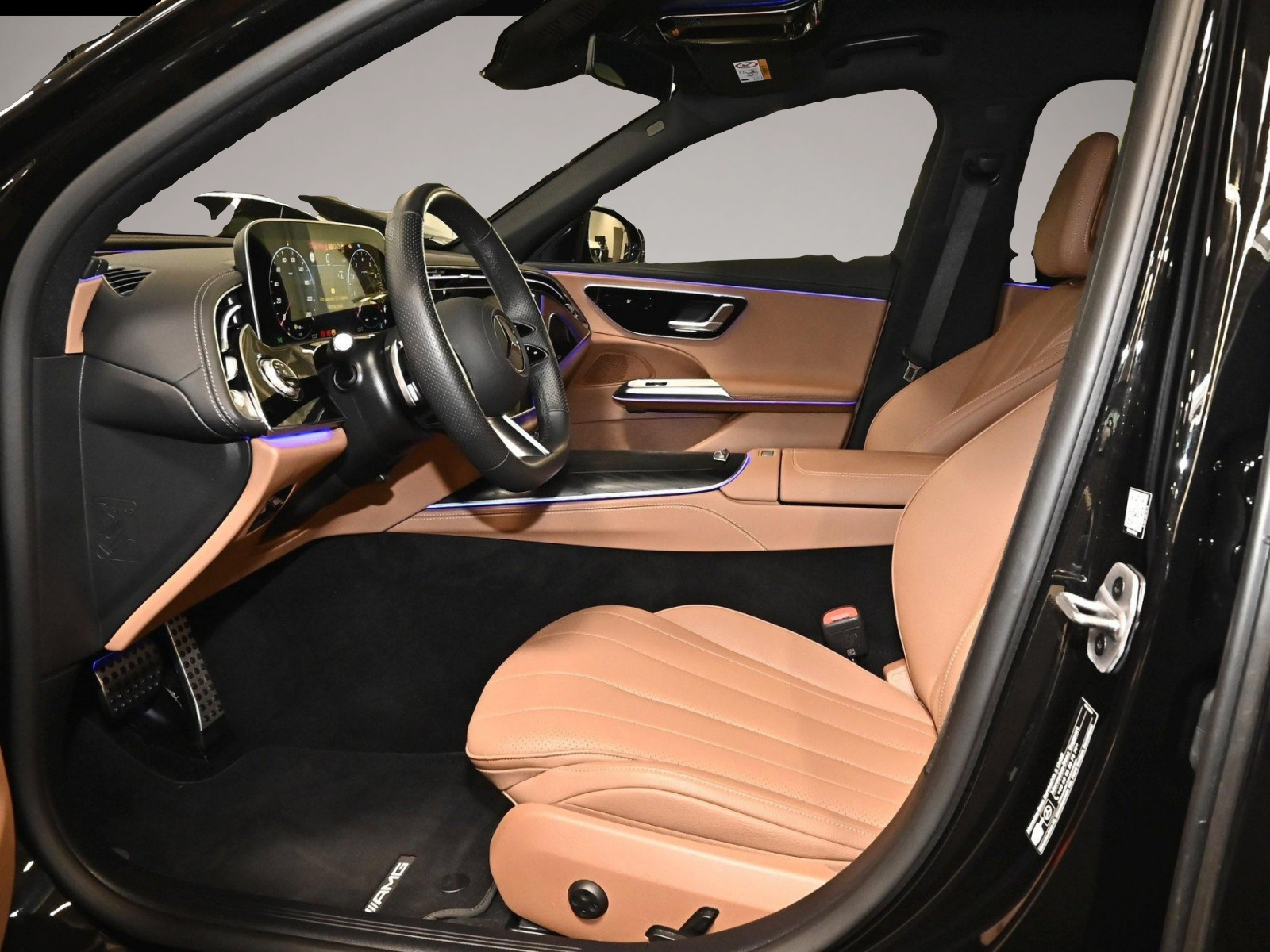 Bild 5 Mercedes-Benz E 200