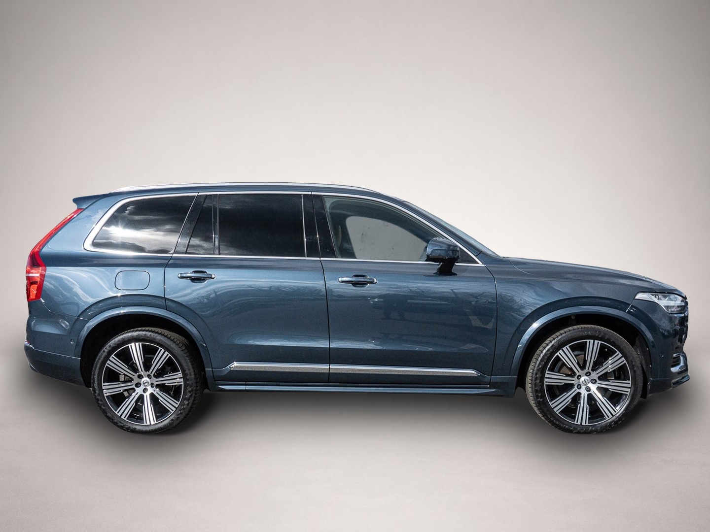 Bild 4 Volvo XC90 B5 AWD Plus Bright AHK LED 360Grad