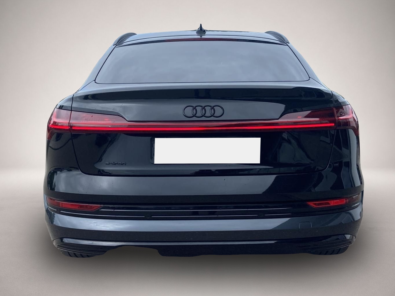 Fotografie des Audi e-tron 55 Sportback advanced quattro S-LINE OPTI