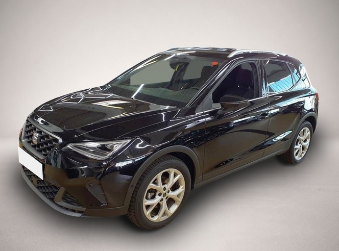 Fotografie Seat Arona 1.0 TSI DSG FR NAVI REAR VIEW SHZ