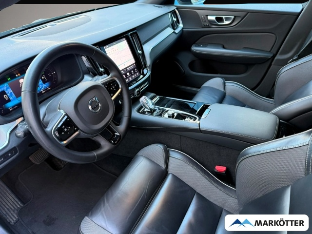Bild 6 Volvo V60 T6 AWD Plus Dark Recharge ACC/BLIS/FSH/360°