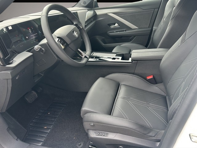 Fotografie 7 des Opel Astra Sportstourer 1.5 Turbo Diesel (96kW/130PS)