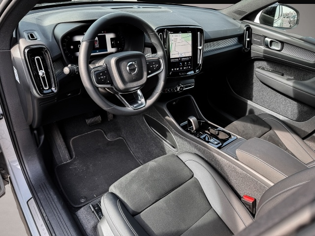 Bild 4 Volvo XC40 Plus Dark 2WD Digitales Cockpit Memory Sitz