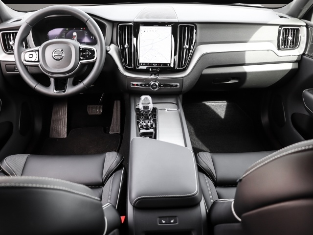 Bild 4 Volvo XC60 Plus Dark Recharge Plug-In Hybrid AWD T8 Tw