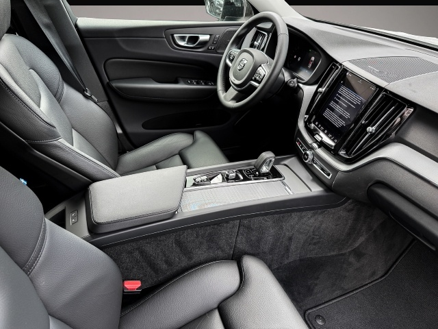 Bild 3 Volvo XC60 Plus Dark 2WD Digitales Cockpit Memory Sitz