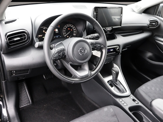 Bild 3 Mazda 2 Hybrid VVT-i 116 1.5L CVT FWD Centre-Line