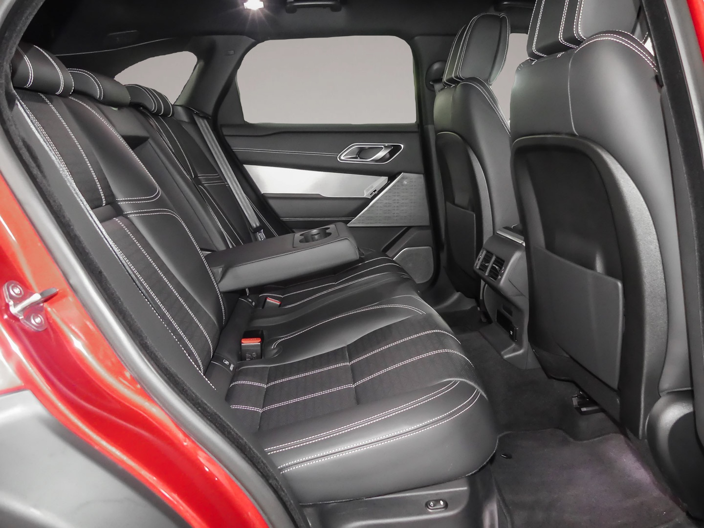 Bild 5 Land Rover Range Rover Velar D275 AWD R-Dynamic HSE Allrad