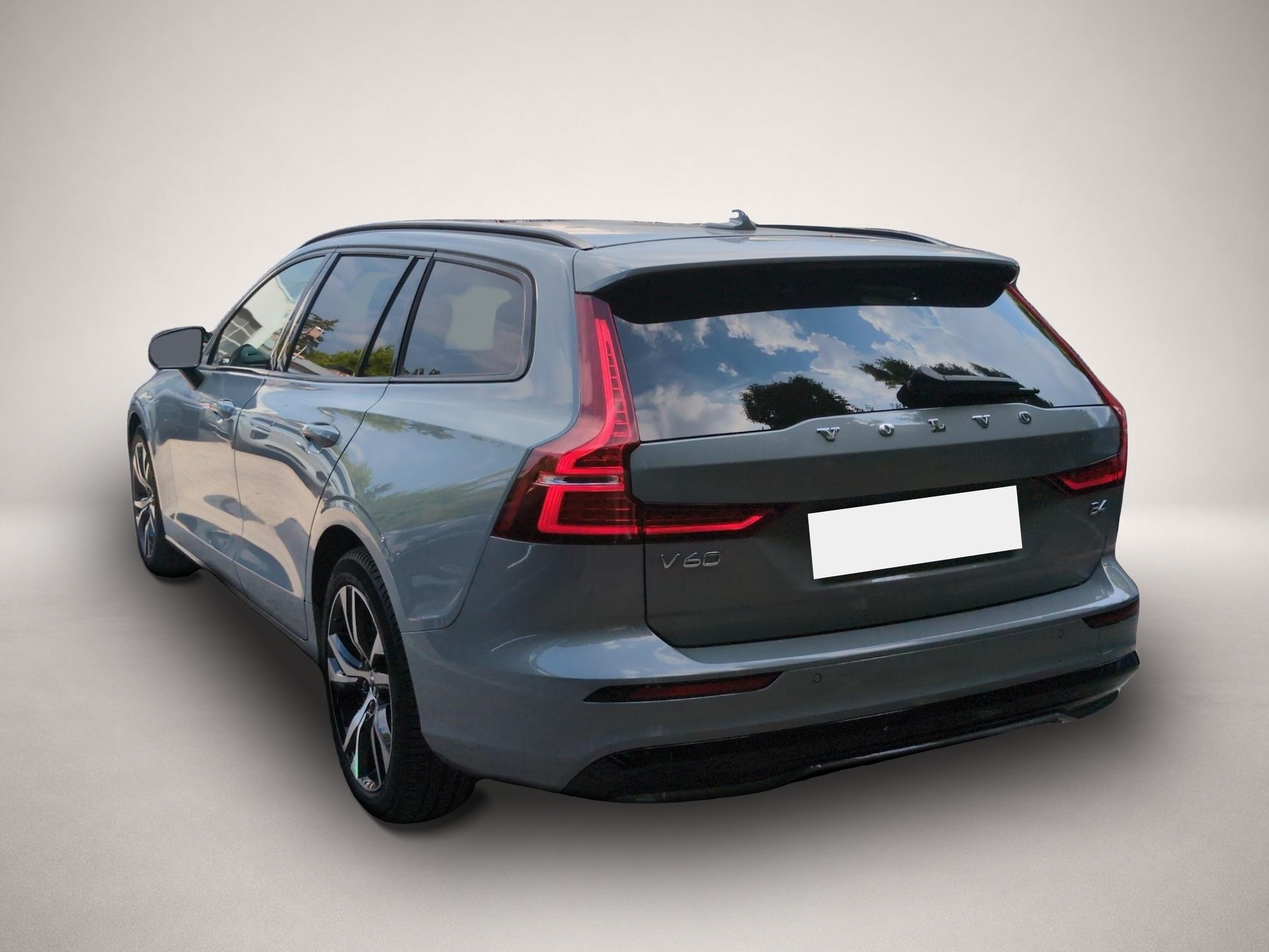 Fotografie 2 des Volvo V60 Plus Dark