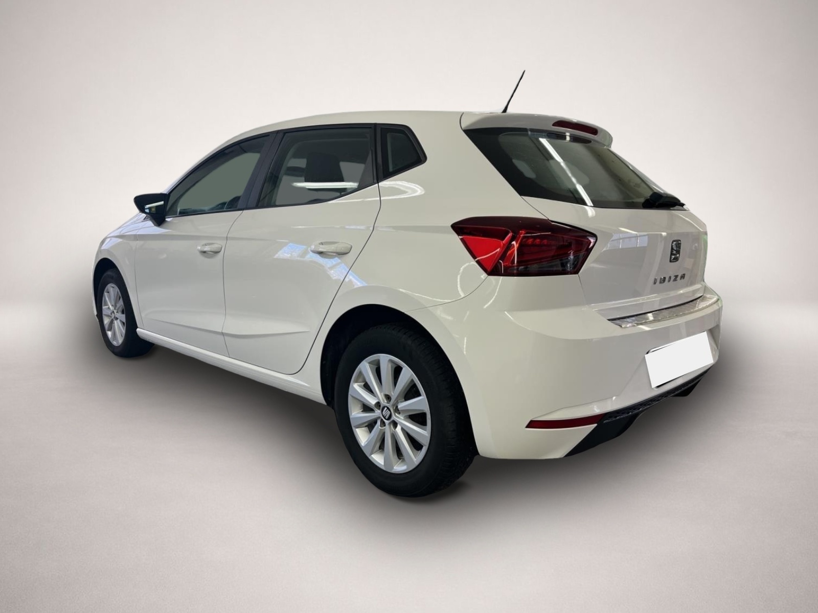 Bild 4 Seat Ibiza 1.0 MPI AB178EUR Style WINTERPAKET ALLWETT