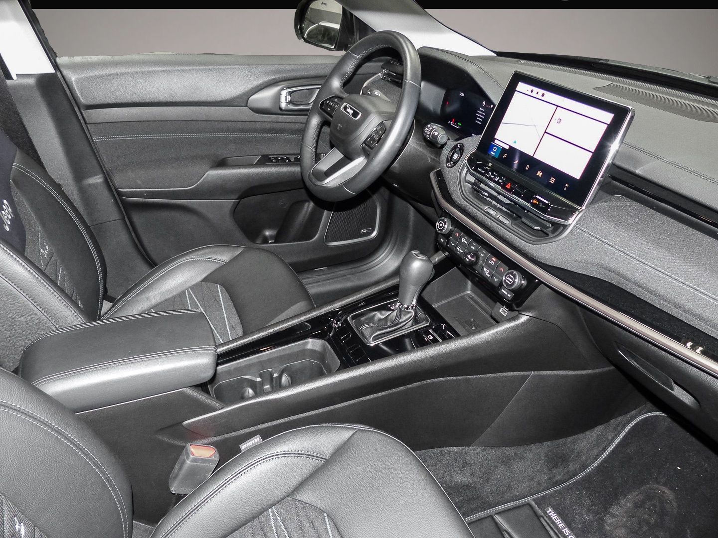 Bild 3 Jeep Compass E-HYBRID UPLAND Soundsystem LED ACC Appl
